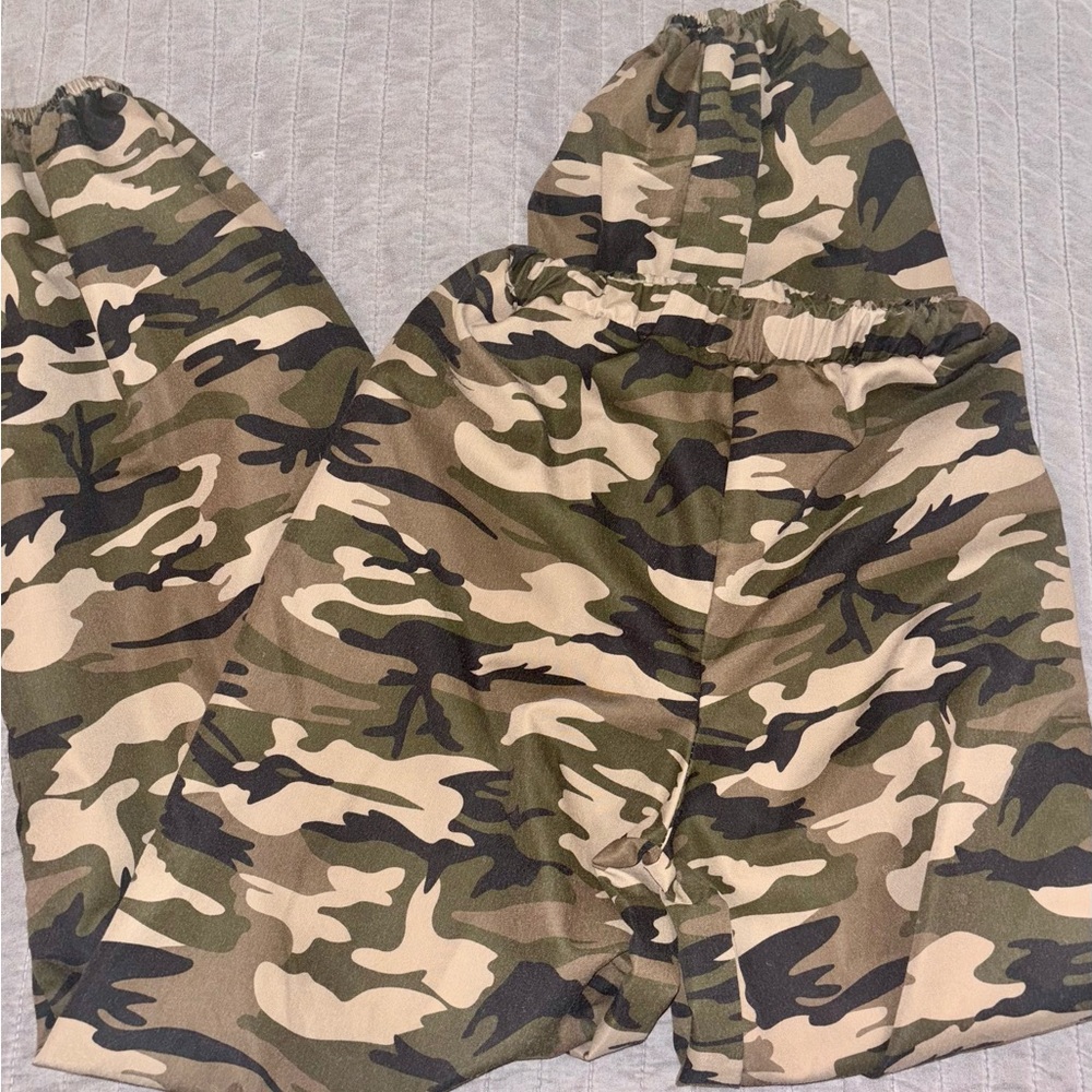 SHEIN Kids Camouflage Shorts